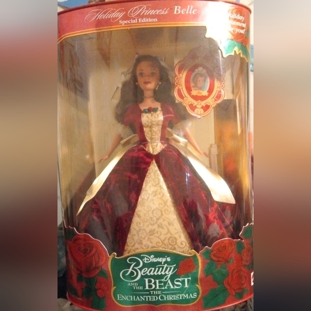 UNOPENED Disney Collectors Beauty & The Beast ENCHANTED CHRISTMAS with Ornament